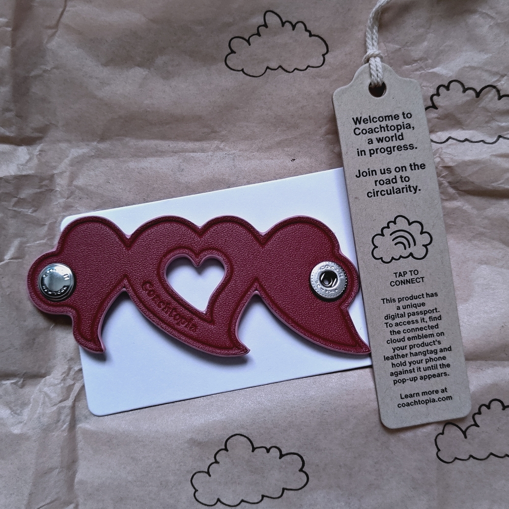 Coach Coachtopia Heart Cord Holder in Silver/1941 Red Upcrafted Leather NWT